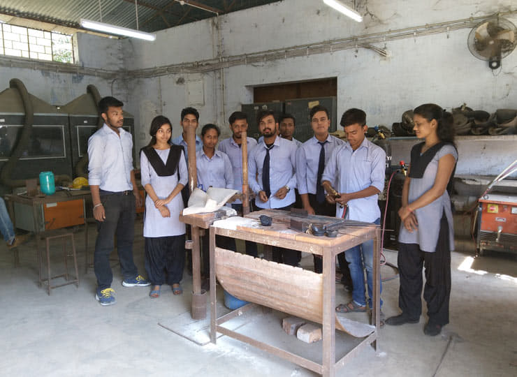Government Industrial Training Institute Kalyani Nadia Laboratory photo 6